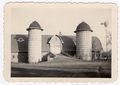 1928 - New Jaus Barn scalloped edge.jpg