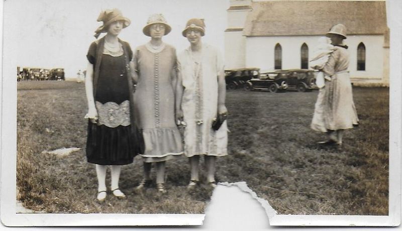 1920s - St John's Lutheran Church Cedar Mills church picnic.jpg